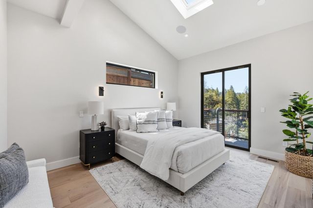230 Fern Rock Way, Boulder Creek, CA 95006