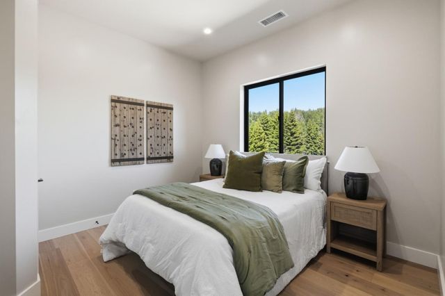 230 Fern Rock Way, Boulder Creek, CA 95006