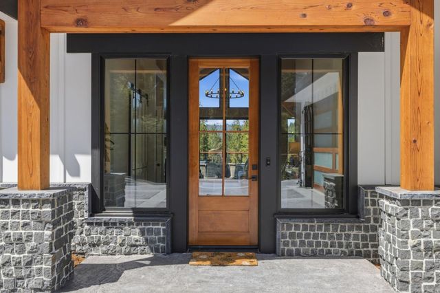 230 Fern Rock Way, Boulder Creek, CA 95006