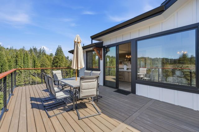 230 Fern Rock Way, Boulder Creek, CA 95006