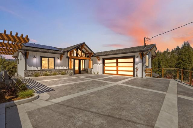 230 Fern Rock Way, Boulder Creek, CA 95006