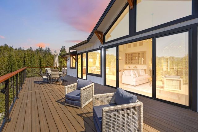 230 Fern Rock Way, Boulder Creek, CA 95006