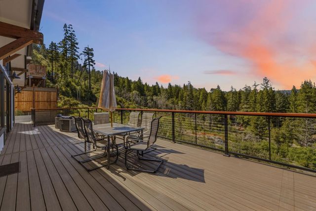 230 Fern Rock Way, Boulder Creek, CA 95006