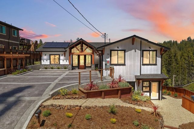 230 Fern Rock Way, Boulder Creek, CA 95006