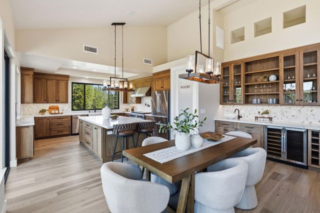 230 Fern Rock Way, Boulder Creek, CA 95006