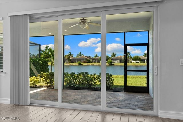 28037 Captiva Shell LOOP, Bonita Springs, FL 34135