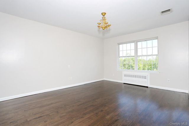 1302 Parkview Drive, Spring Valley, NY 10977