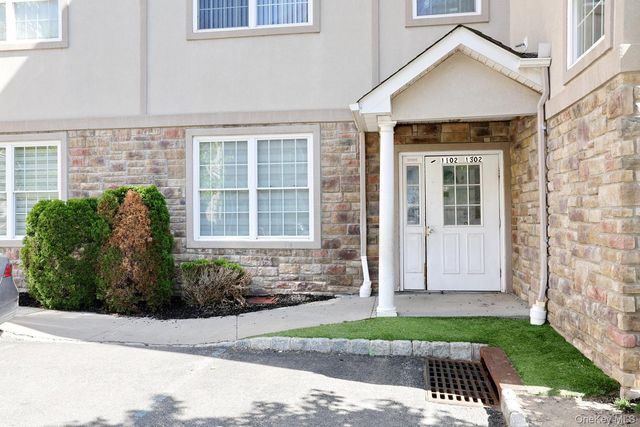 1302 Parkview Drive, Spring Valley, NY 10977