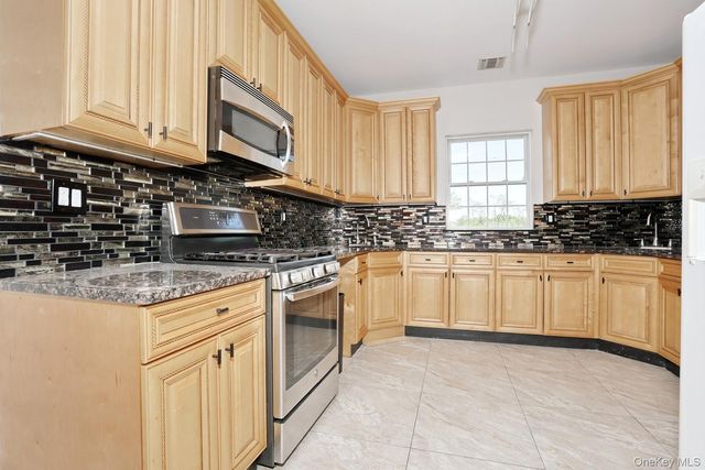 1302 Parkview Drive, Spring Valley, NY 10977
