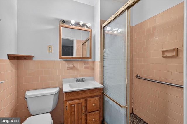 1741 BANTRY DR, Dresher, PA 19025