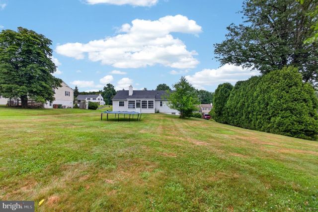 1741 BANTRY DR, Dresher, PA 19025