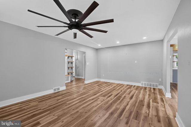 1741 BANTRY DR, Dresher, PA 19025