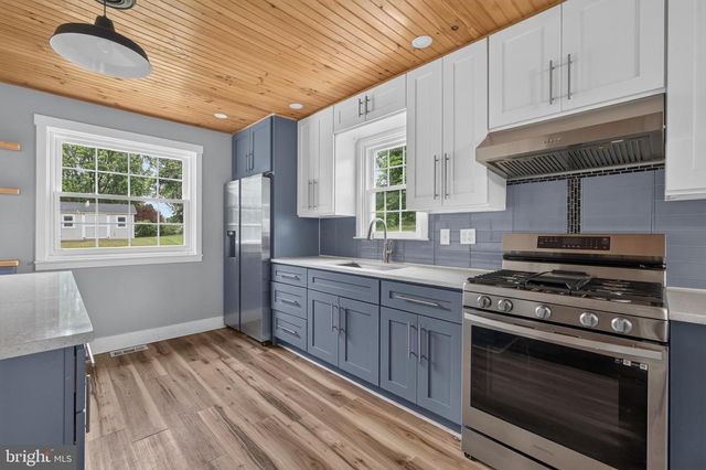 1741 BANTRY DR, Dresher, PA 19025