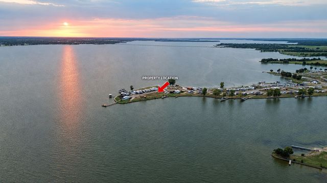 6447 Peninsula Road, Kerens, TX 75144