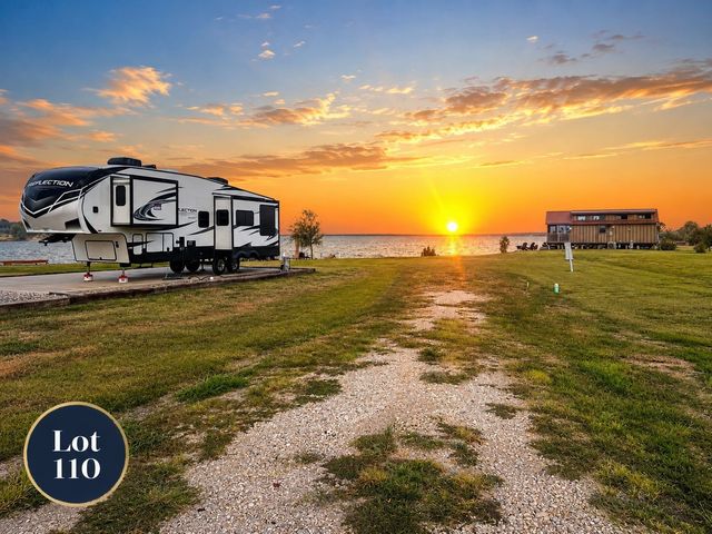 6447 Peninsula Road, Kerens, TX 75144
