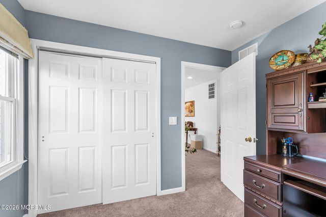 6 Johnny Drive, Farmingdale, NJ 07727