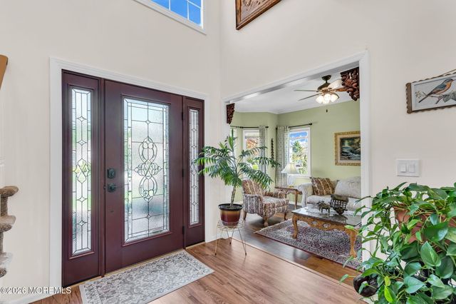 6 Johnny Drive, Farmingdale, NJ 07727