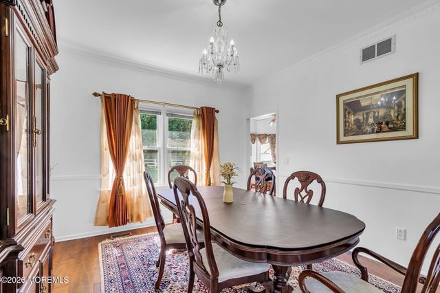6 Johnny Drive, Farmingdale, NJ 07727