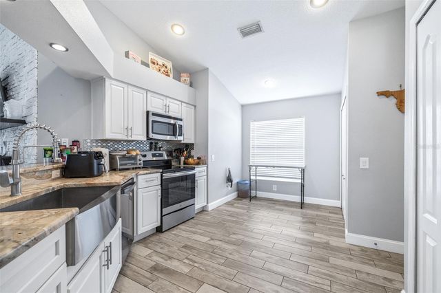 12323 SOUTHBRIDGE TERRACE, Hudson, FL 34669