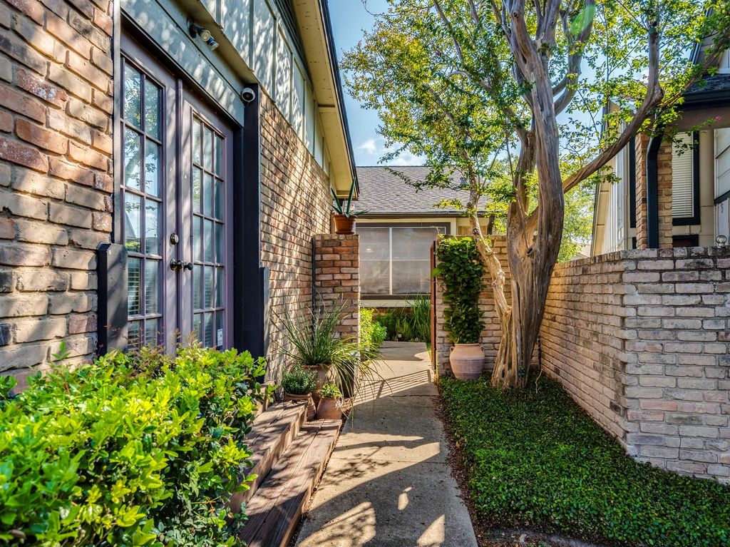 9417 Singing Quail DR, Austin, TX 78758