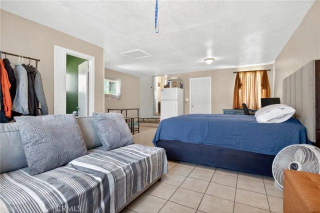 10894 Jamie Avenue, Pacoima, CA 91331