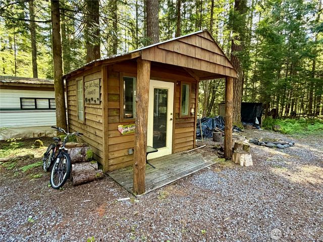 177 3 E Big River Boulevard, Deming, WA 98244