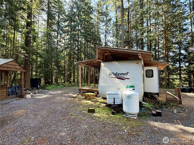177 3 E Big River Boulevard, Deming, WA 98244