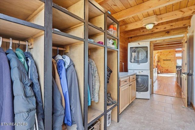 1000 Verla Way, Greenback, TN 37742