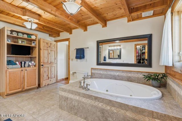 1000 Verla Way, Greenback, TN 37742