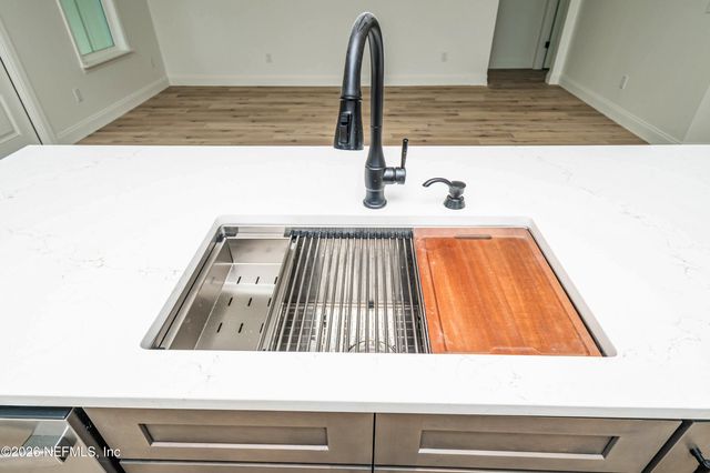 4298 WOLFE Drive, Macclenny, FL 32063