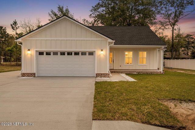 4298 WOLFE Drive, Macclenny, FL 32063