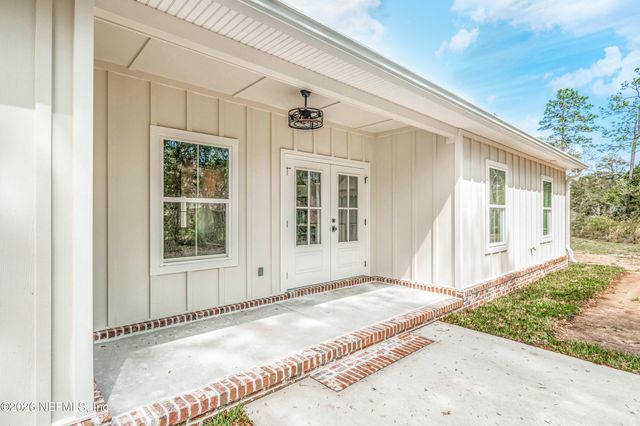 4298 WOLFE Drive, Macclenny, FL 32063