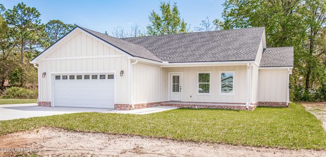 4298 WOLFE Drive, Macclenny, FL 32063