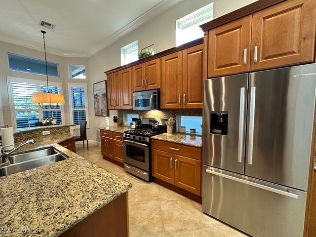 9104 Cherry Oaks TRL, Naples, FL 34114