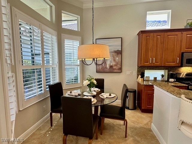 9104 Cherry Oaks TRL, Naples, FL 34114