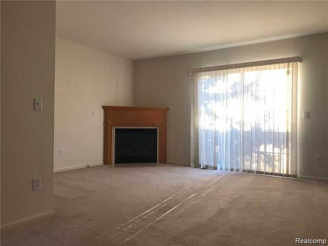 3107 Promenade Circle, Ann Arbor, MI 48108