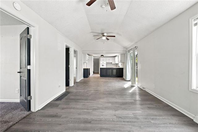 113 Topping Avenue, Kansas City, MO 64123