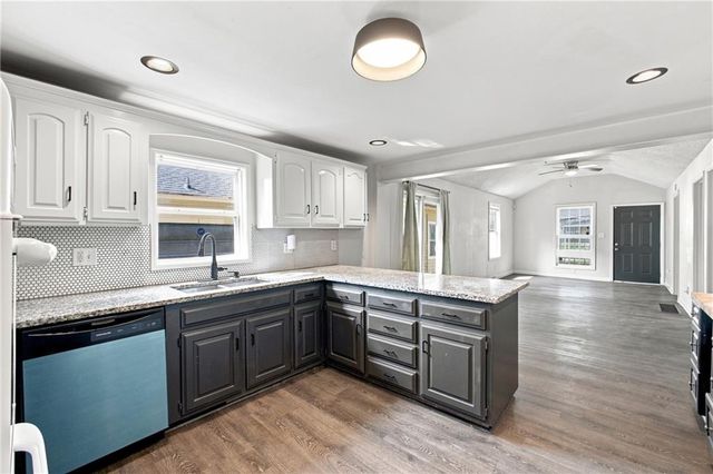 113 Topping Avenue, Kansas City, MO 64123