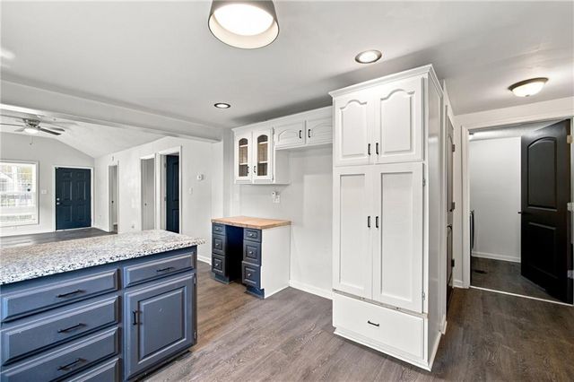 113 Topping Avenue, Kansas City, MO 64123
