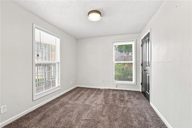 113 Topping Avenue, Kansas City, MO 64123