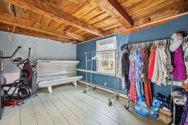 70 White Mountain Highway, Tamworth, NH 03817