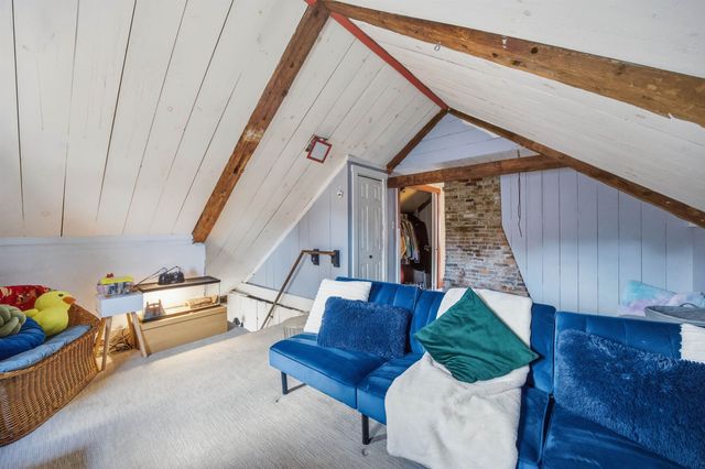 70 White Mountain Highway, Tamworth, NH 03817