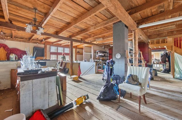 70 White Mountain Highway, Tamworth, NH 03817