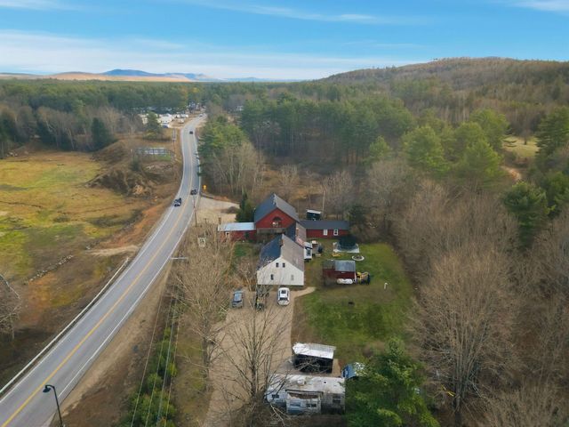70 White Mountain Highway, Tamworth, NH 03817