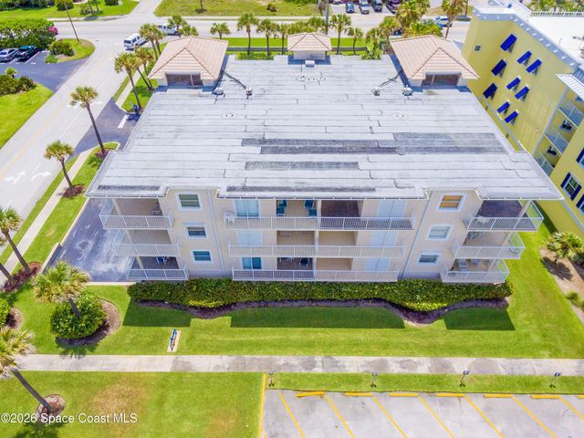 50 11th Avenue 104, Indialantic, FL 32903