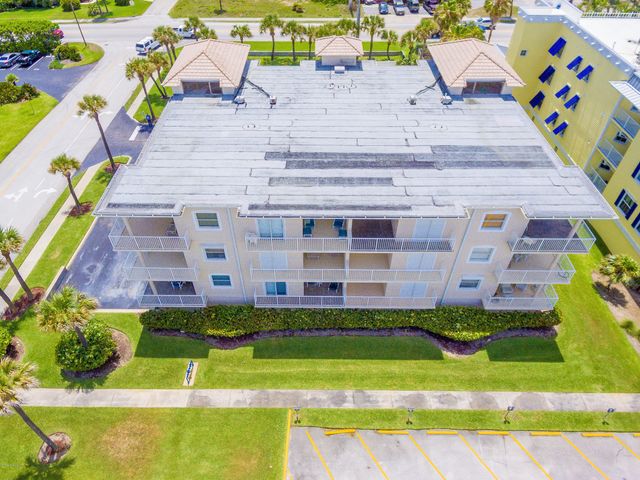 50 11th Avenue 104, Indialantic, FL 32903