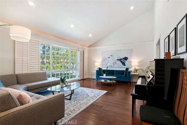 20000 Vintage, Chatsworth, CA 91311
