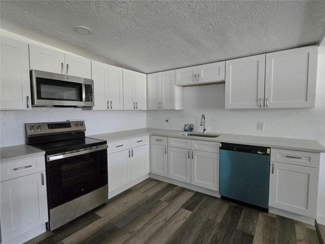 10566 E RABBIT LANE, Floral City, FL 34436
