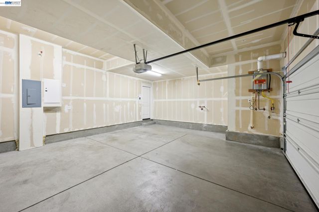 3225 Central Parkway, Dublin, CA 94568