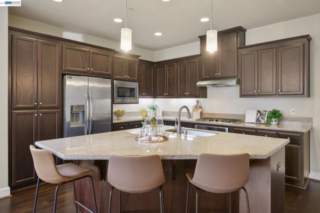 3225 Central Parkway, Dublin, CA 94568